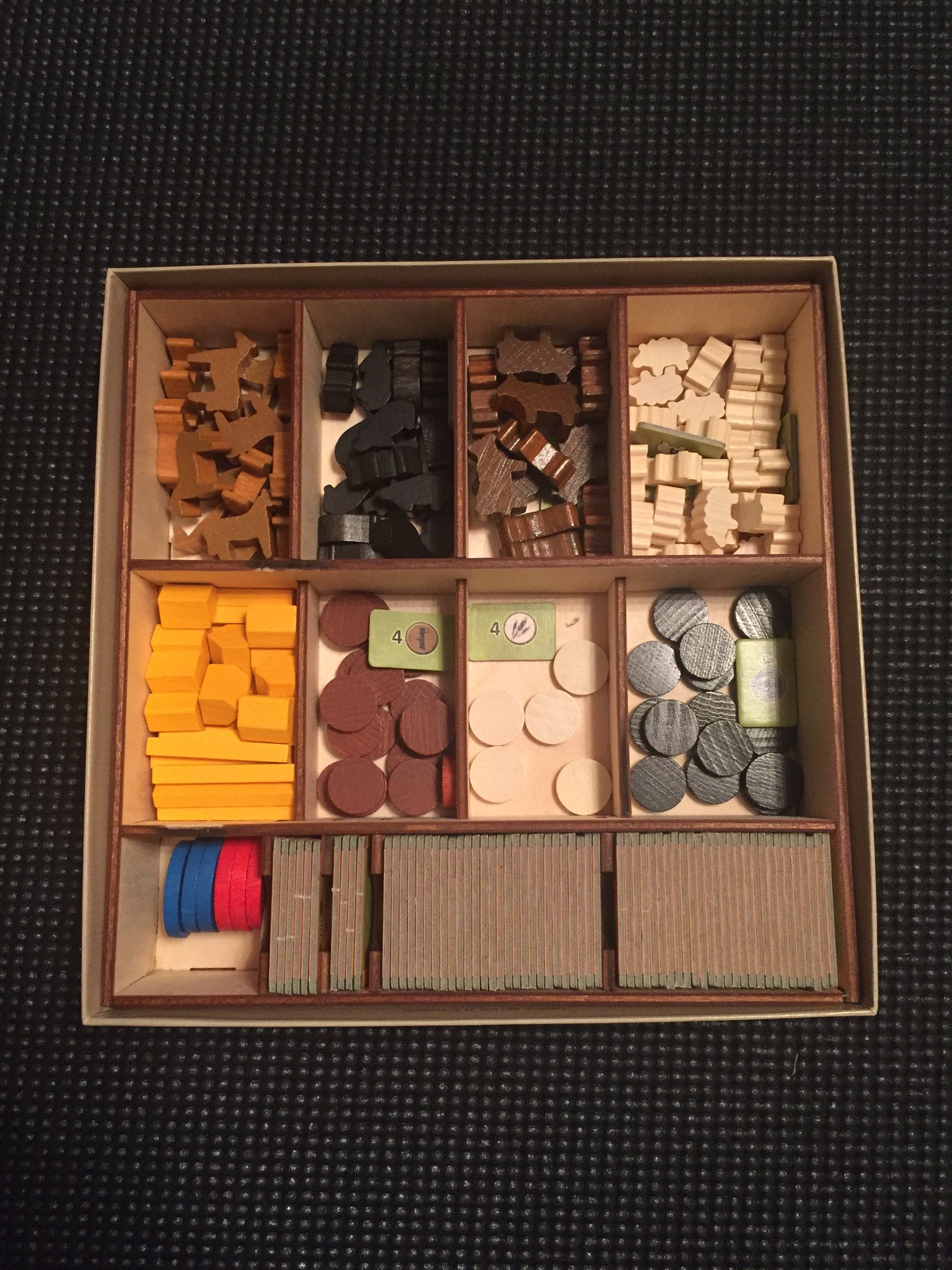 Eightbit Wood - Agricola All Creatures Big and Small Box Organizer